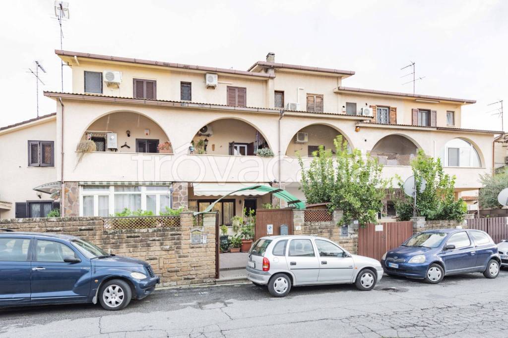 Villa a Schiera in vendita a Cerveteri via Vitaliano Marini