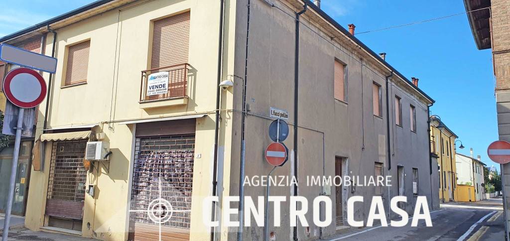 Intero Stabile in vendita a Sant'Agata sul Santerno