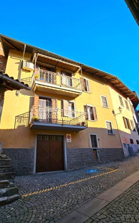 Casa Indipendente in vendita a Collegno via Amedeo Duca d'Aosta, 18