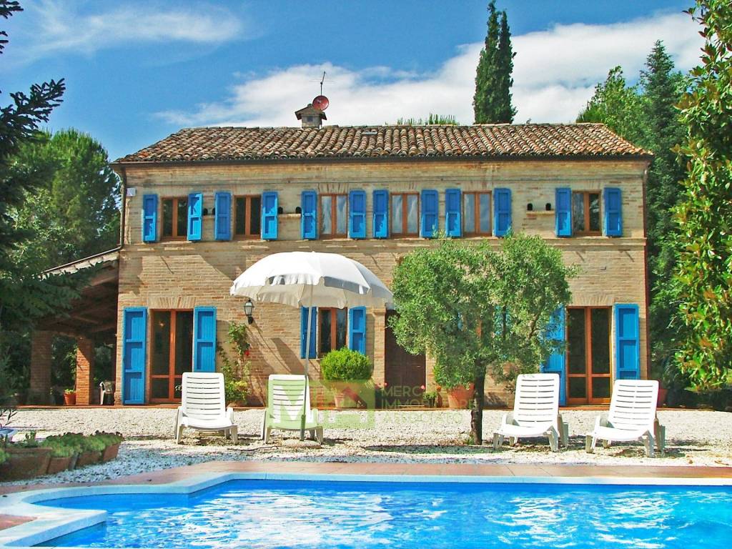 Villa in vendita a Monte Vidon Corrado contrada vallemarina