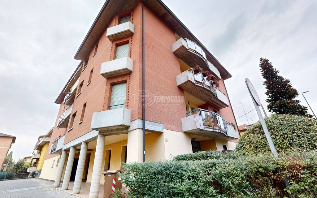 Appartamento in vendita a Reggio nell'Emilia via Zanichelli 53
