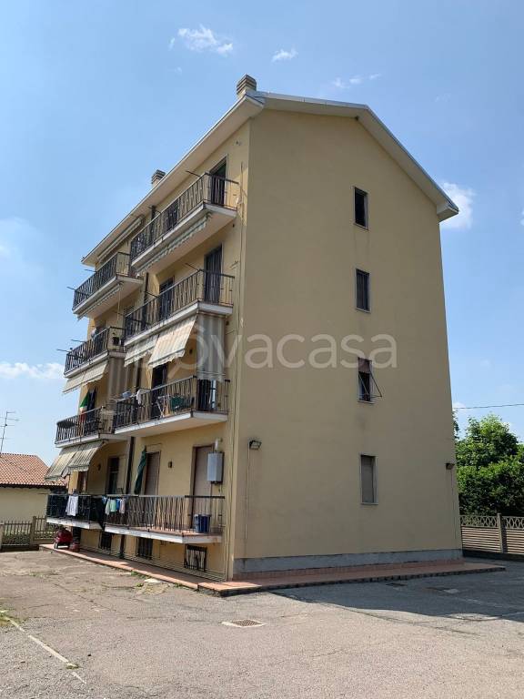 Appartamento in vendita a Lurago Marinone via Alessandro Volta, 3