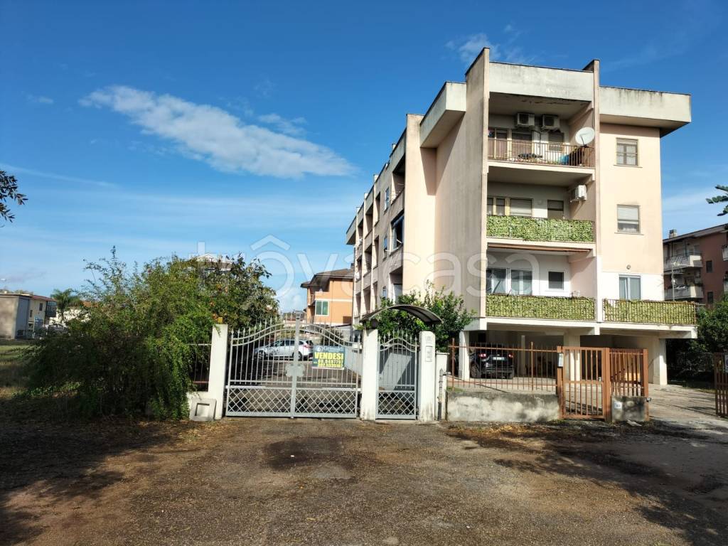 Appartamento in vendita a Pontinia via Migliara 48 Sinistra