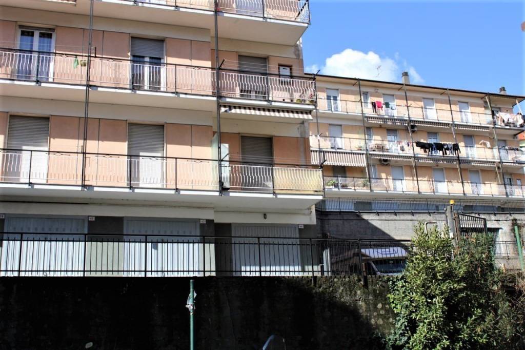Appartamento in vendita a Campomorone via Circonvalazione