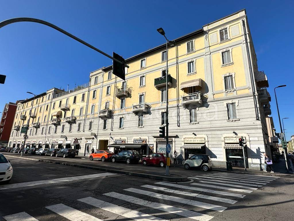 Appartamento in vendita a Milano viale Sarca, 73