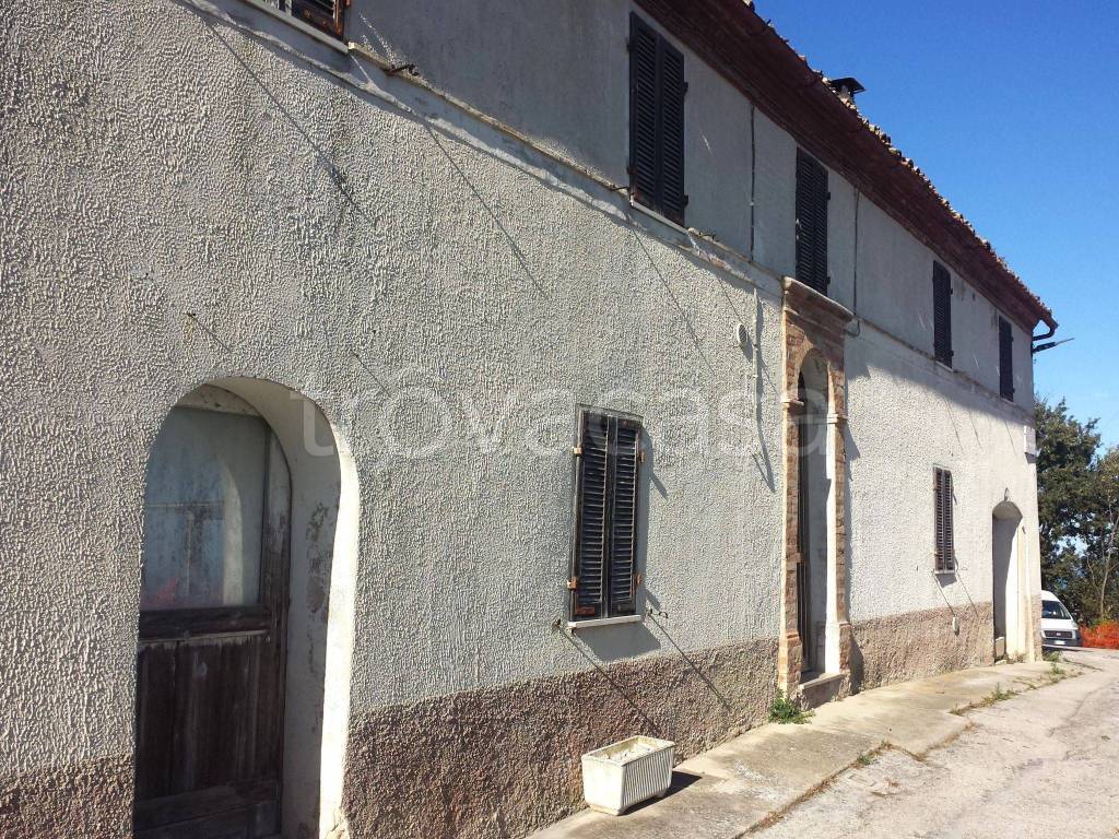 Casa Indipendente in in vendita da privato a Fermo via dell'Agricoltura