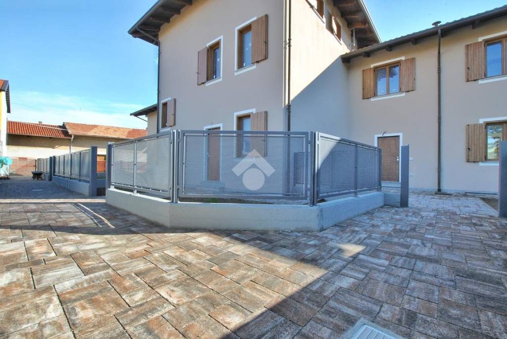 Villa a Schiera in vendita a Borgo d'Ale via Giuseppe Mazzini