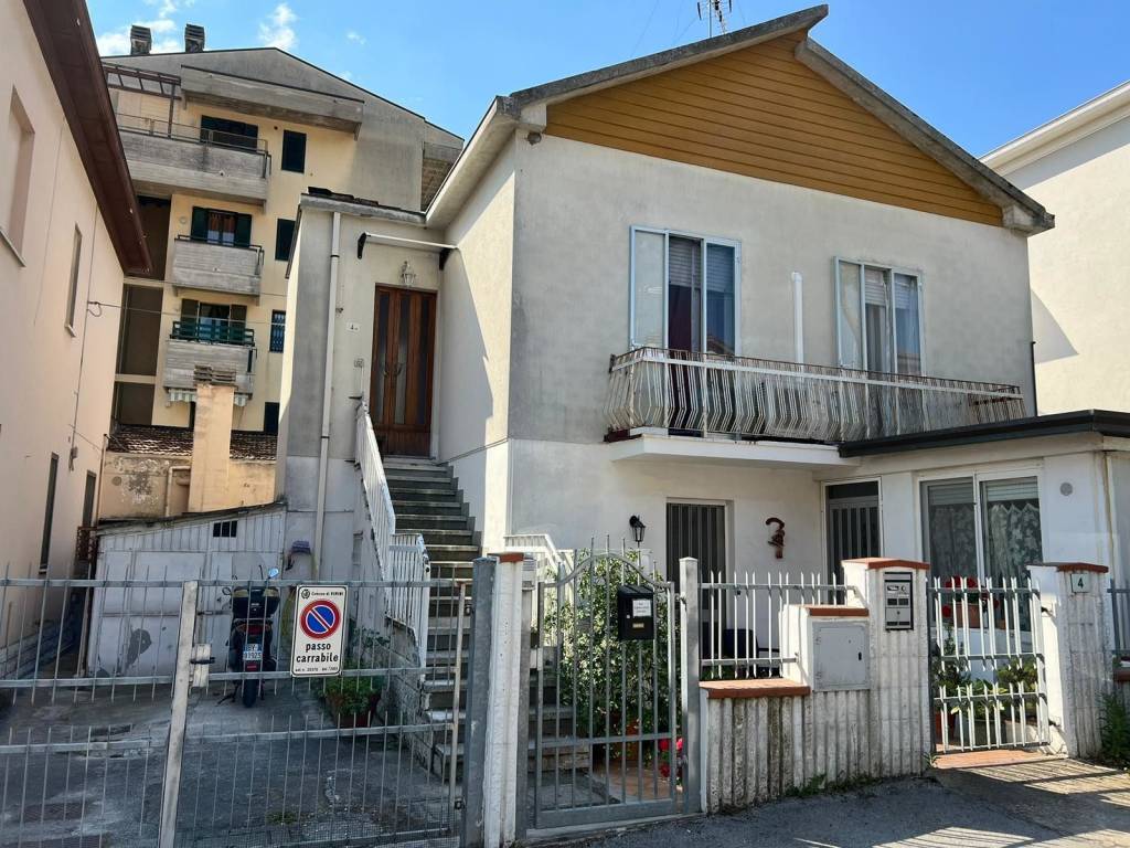 Appartamento in vendita a Rimini via Prampolini, 4