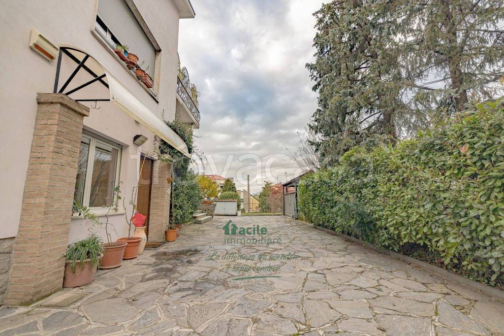 Appartamento in vendita a Veduggio con Colzano via Arturo Toscanini, 1, 20837 Veduggio Con Colzano mb, Italia