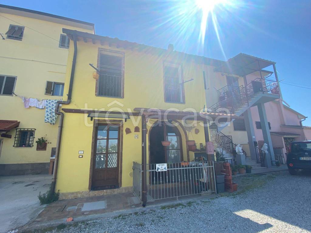 Casa Indipendente in vendita a Collesalvetti via Tanna Alta, 26