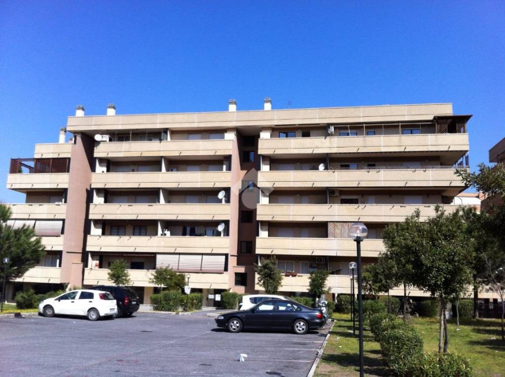 Appartamento in vendita a Roma via Luigi Gastinelli, 222