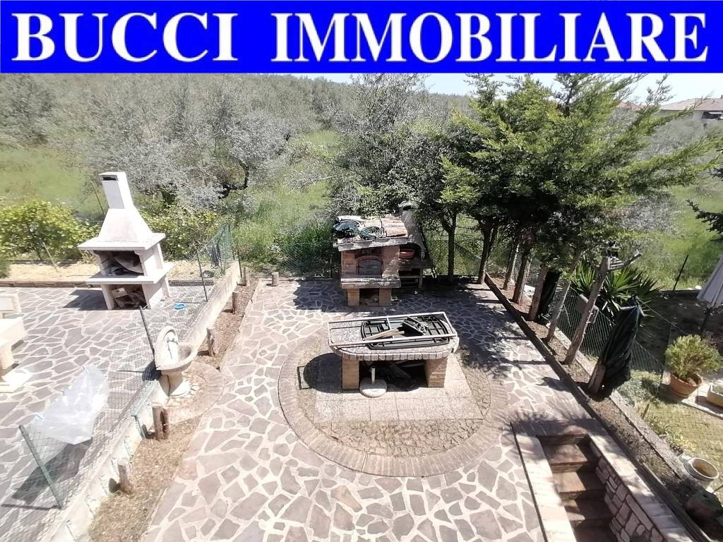 Villa a Schiera in vendita a Loreto Aprutino via Leonardo Palladini, 5