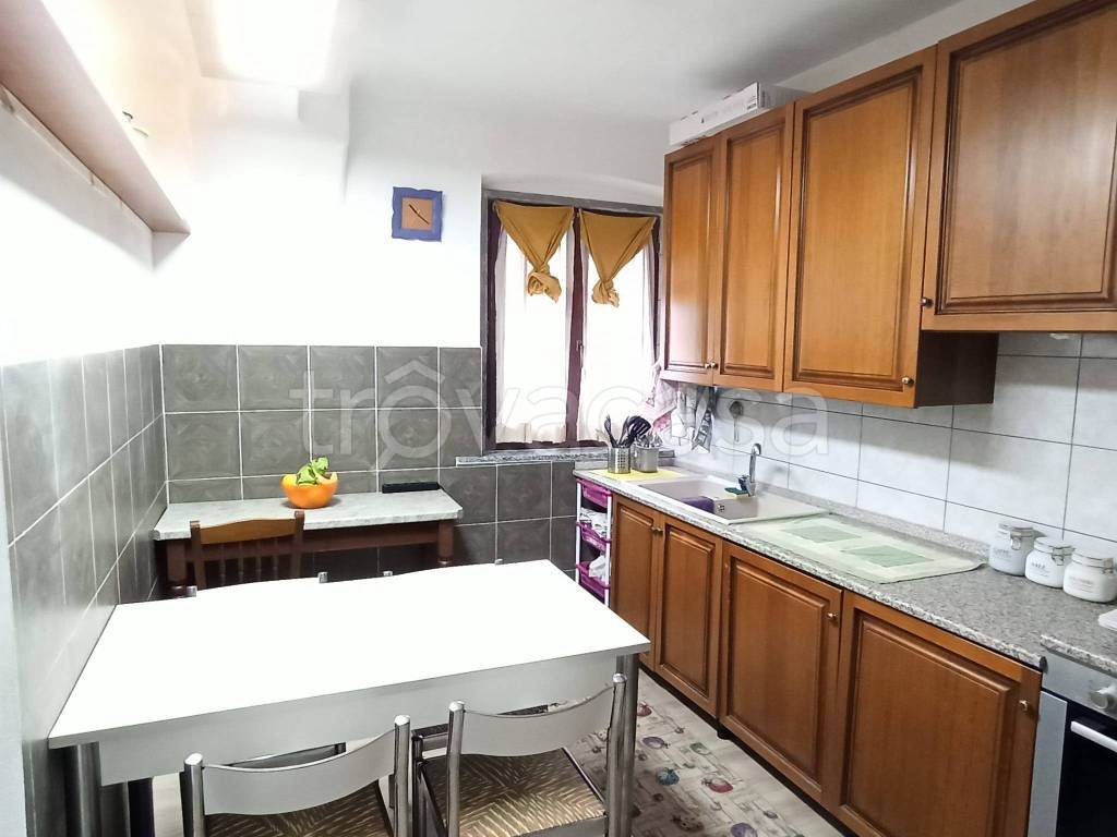 Appartamento in vendita a Uboldo via Cascina Girola, 13