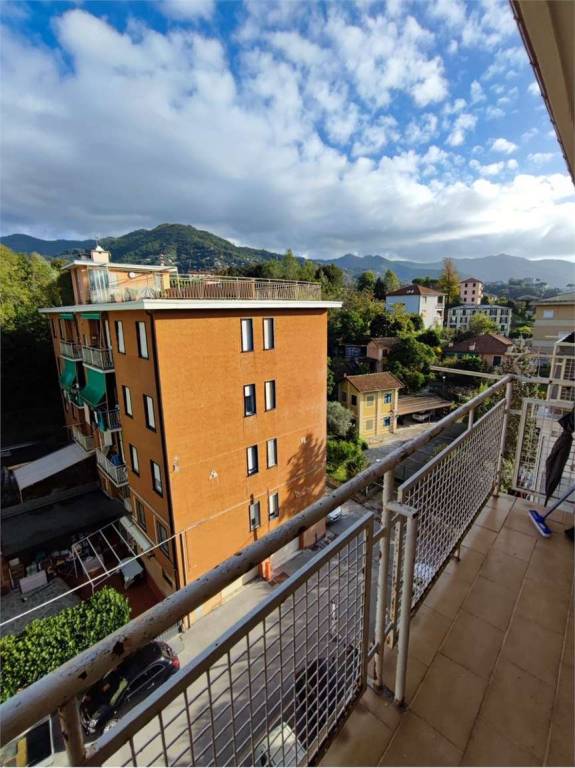 Appartamento in vendita a Rapallo via della Pineta