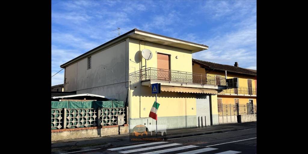 Appartamento in vendita a Cortenuova via papa giovanni XXIII