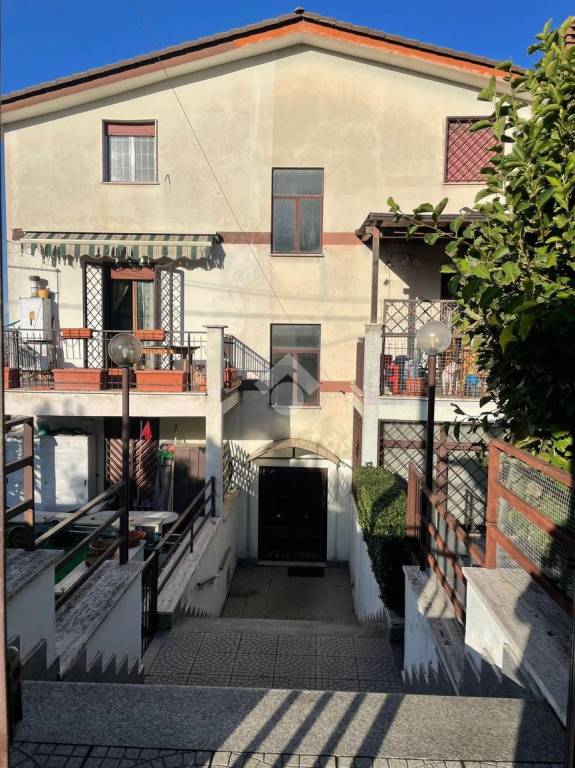 Appartamento in vendita a Zagarolo via luigi einaudi, 2