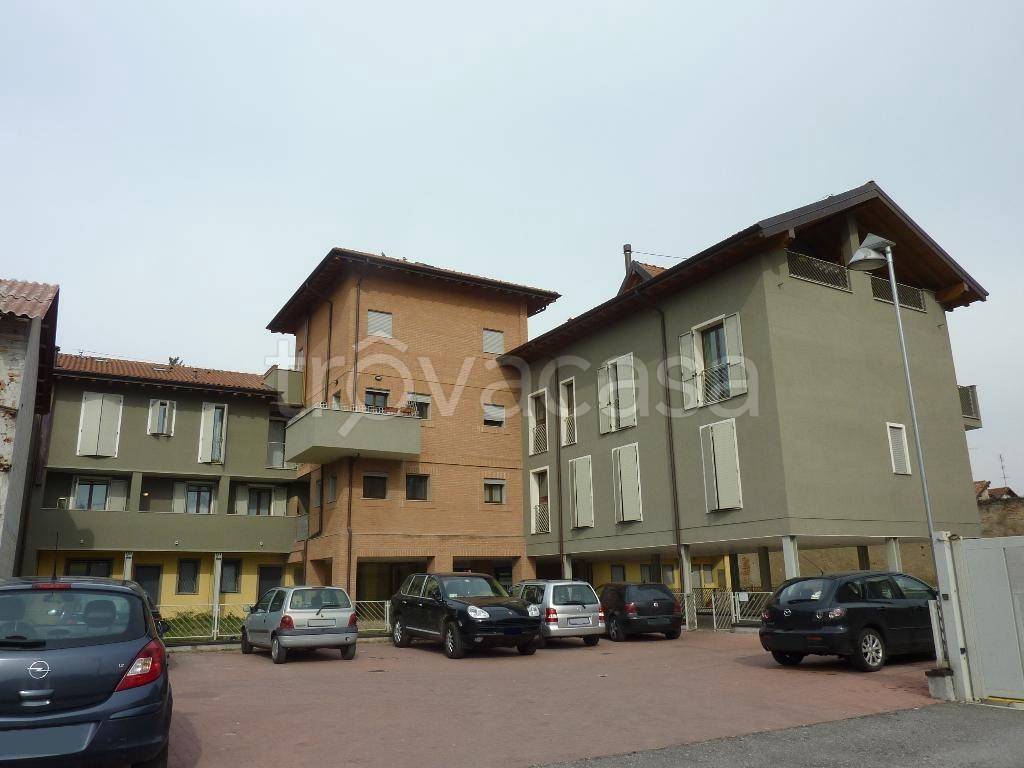 Appartamento in vendita ad Arcore via Ferruccio Gilera, 54