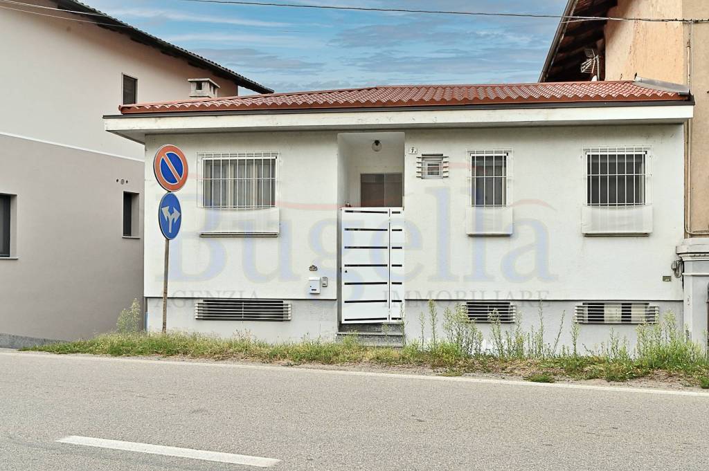 Villa a Schiera in vendita a Cossato via Giuseppe Garibaldi, 7/b