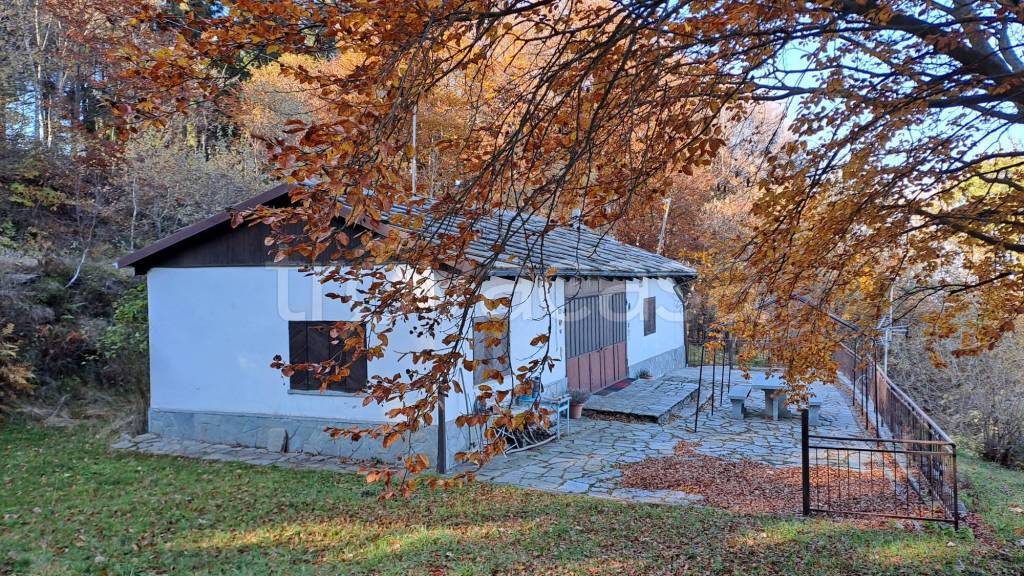 Villa in vendita a Bagnolo Piemonte