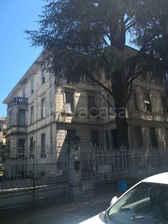 Appartamento in in vendita da privato a Parma via Nervesa, 2