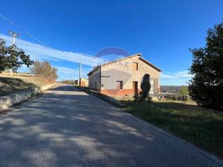 Casa indipendente in vendita a sant'eusanio del sangro c.da cotti, 70