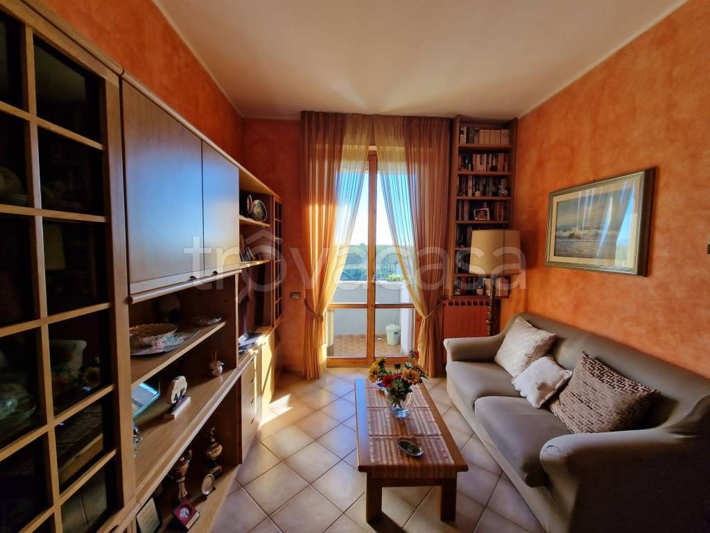 Appartamento in vendita a Santo Stefano Ticino via Giuseppe Verdi, 12