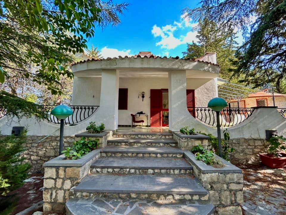 Villa in vendita a Cassano delle Murge strada Comunale Lagogemolo