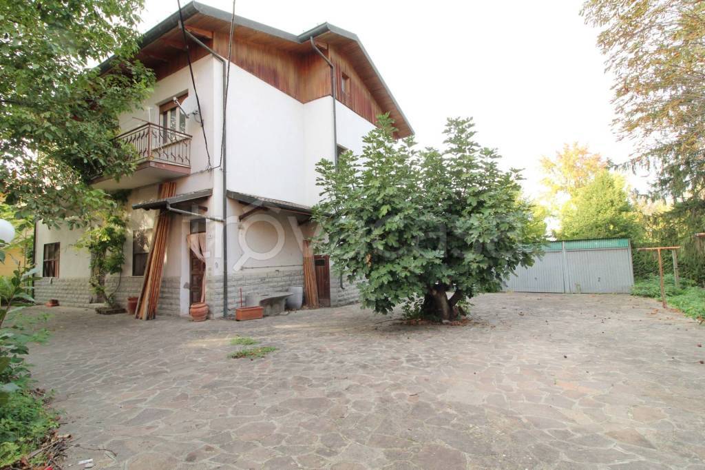 Villa Bifamiliare in vendita a Meldola via Paolo Mastri, 19