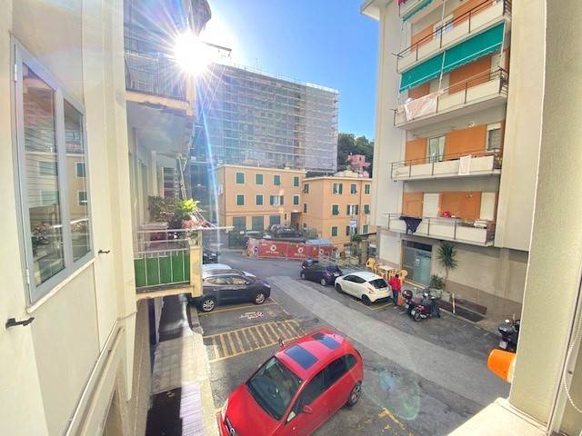 Appartamento in vendita a Genova via Erpidio Berno