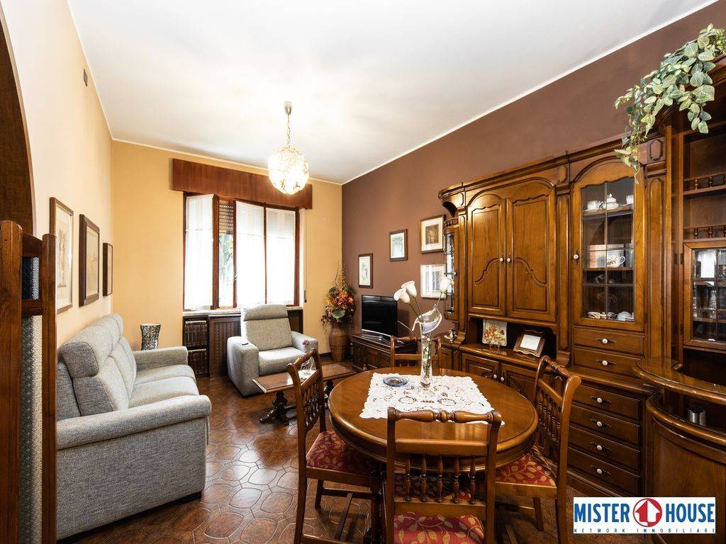 Appartamento in vendita a Muggiò via Nazario Sauro, 9