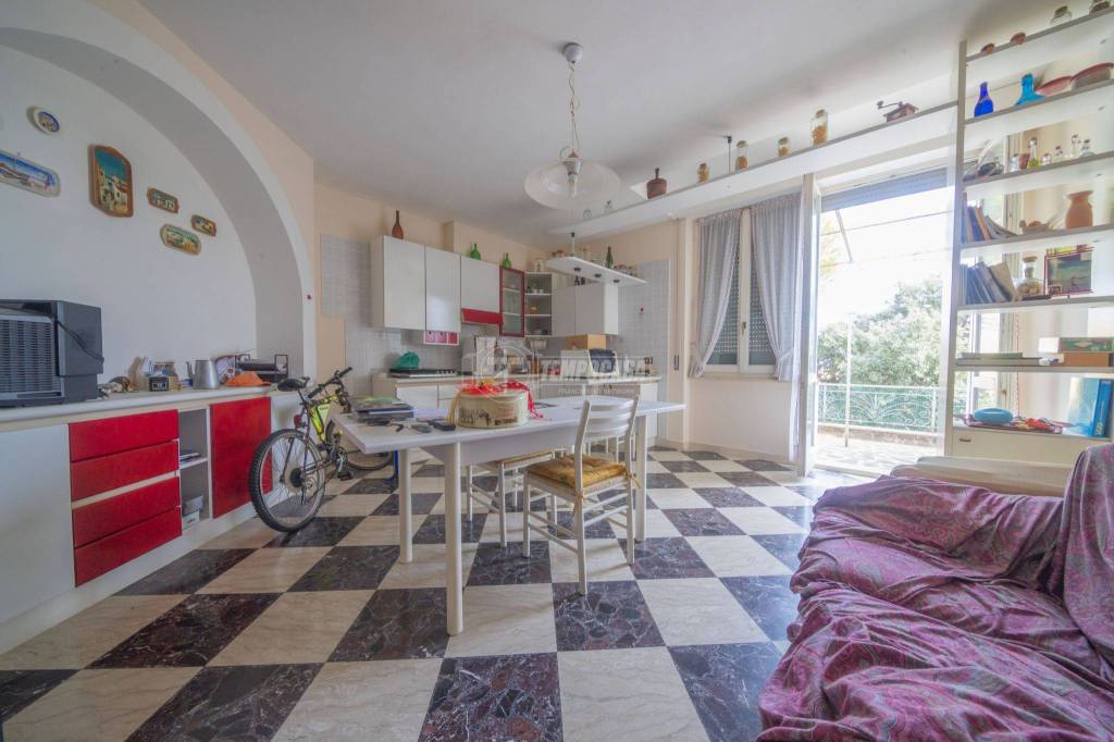 Appartamento in vendita a Potenza Picena via la Concia 4