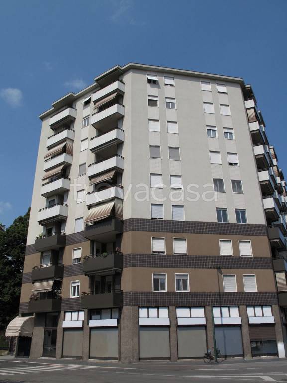 Appartamento in vendita a Sesto San Giovanni via Camillo Benso di Cavour, 9