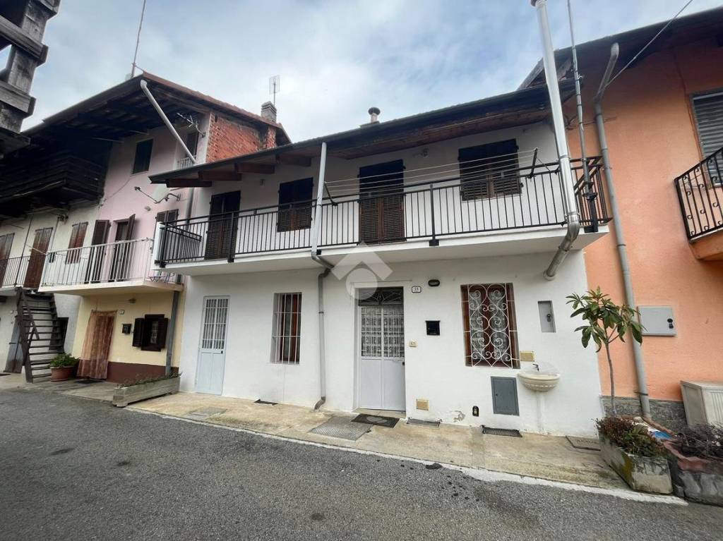 Casa Indipendente in vendita a Corio via Riane, 13