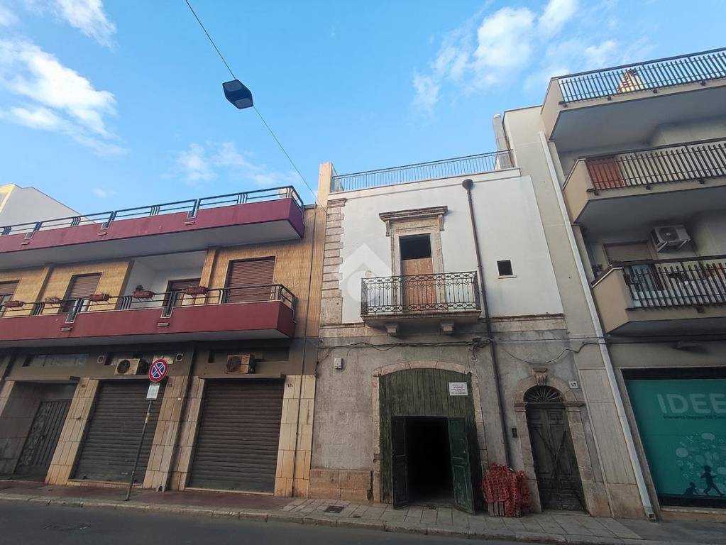 Casa Indipendente in vendita a Polignano a Mare via pompeo sarnelli, 115
