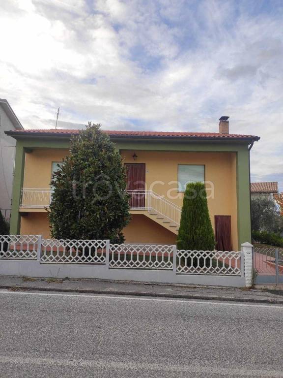 Villa in in vendita da privato ad Arcevia strada Provinciale di Castiglioni