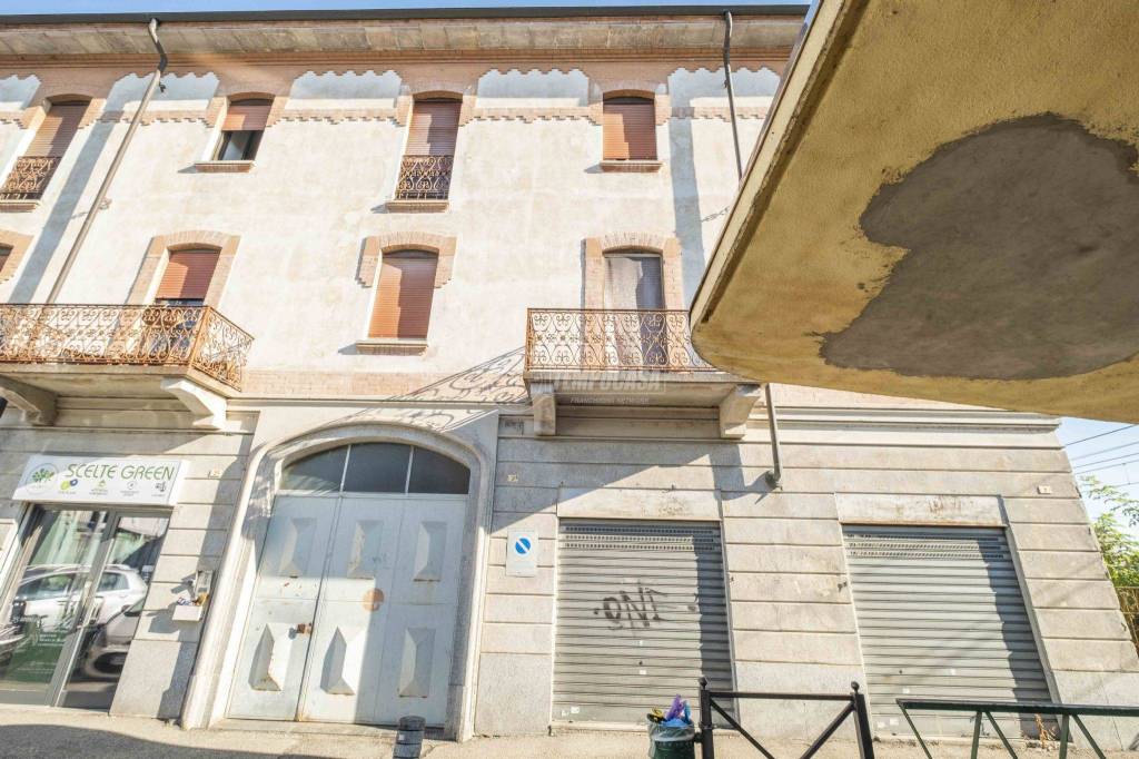 Appartamento in vendita a Novara via Valsesia