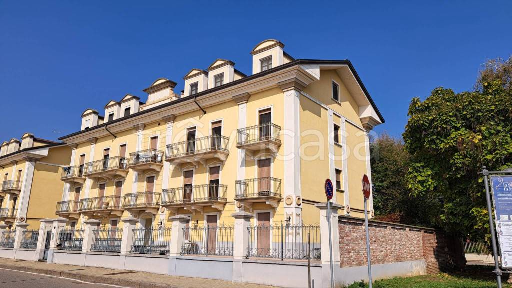 Appartamento in vendita a Santhià via Antonio Gramsci, 14