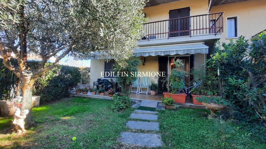 Appartamento in vendita a Sirmione via Giuseppe Di Vittorio, 22