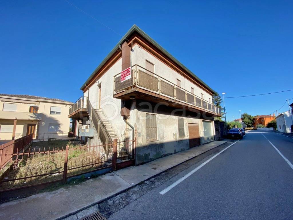 Casa Indipendente in vendita a Borgo Veneto via roma, 1
