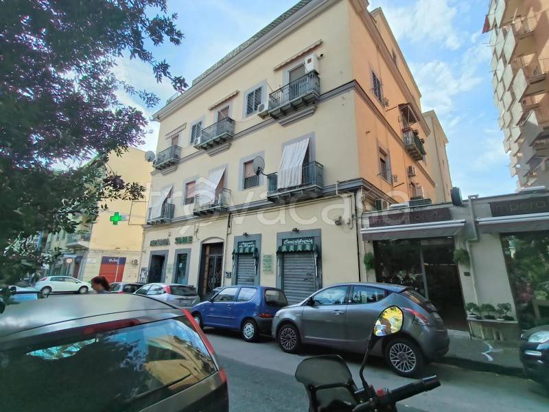 Appartamento in vendita a Napoli viale Campi Flegrei, 13