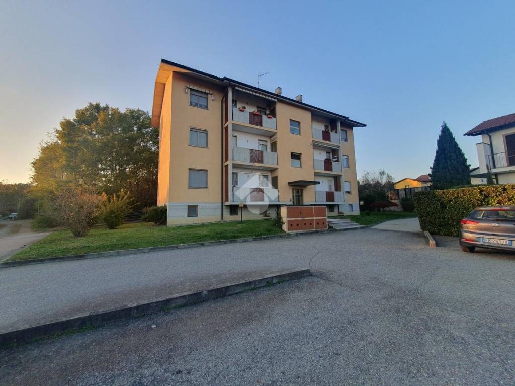 Appartamento in vendita a Gattinara via Santhià, 25