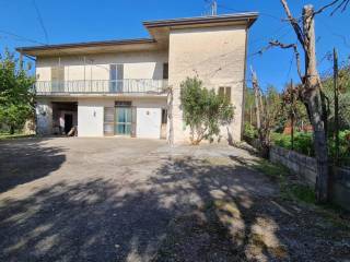 Casa indipendente in vendita a frasso telesino contrada arbusti, 25