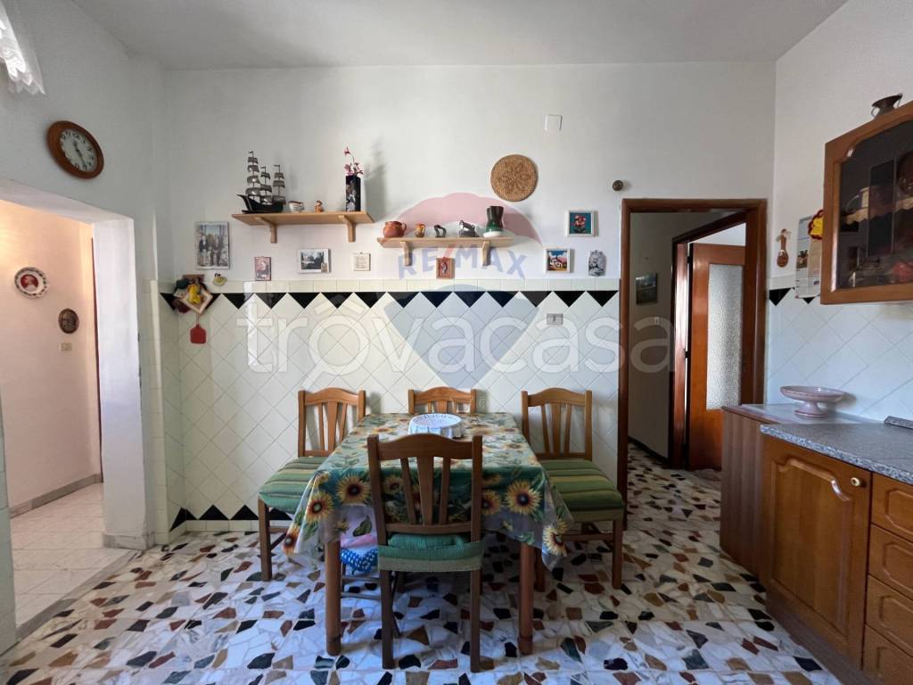 Appartamento in vendita a Vieste via Bari, 14