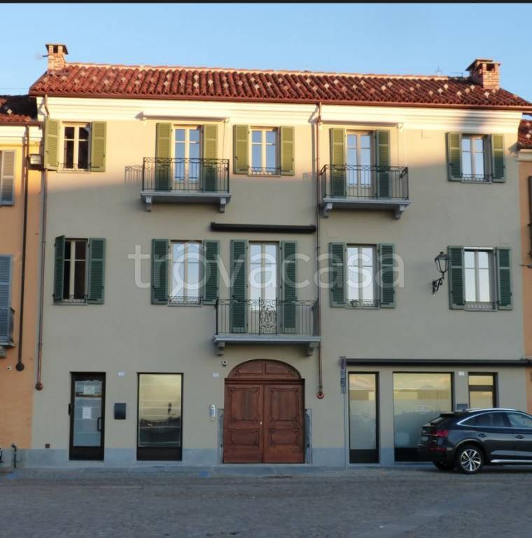 Appartamento in vendita a Fossano piazza Castello