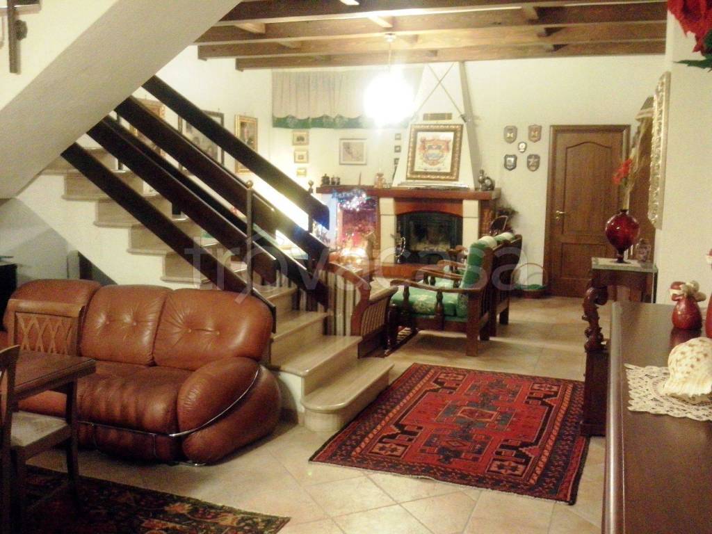 Villa a Schiera in in vendita da privato a Palo del Colle viale Italia, 21