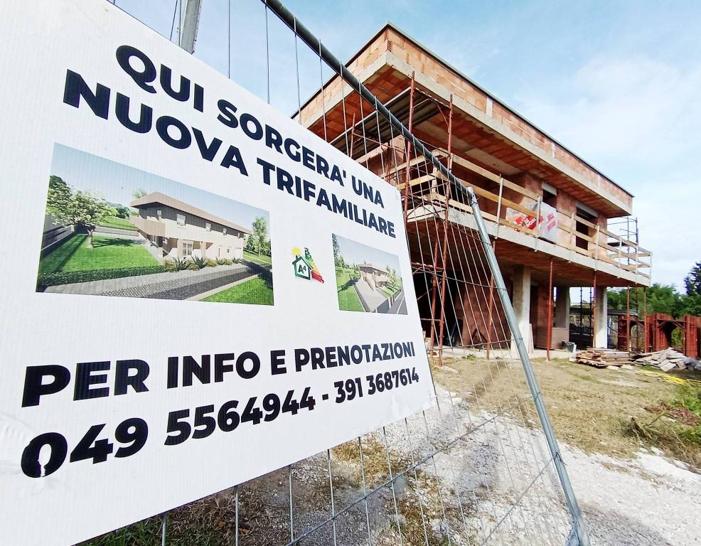 Villa Bifamiliare in vendita a Villanova di Camposampiero via Mussolini, 3