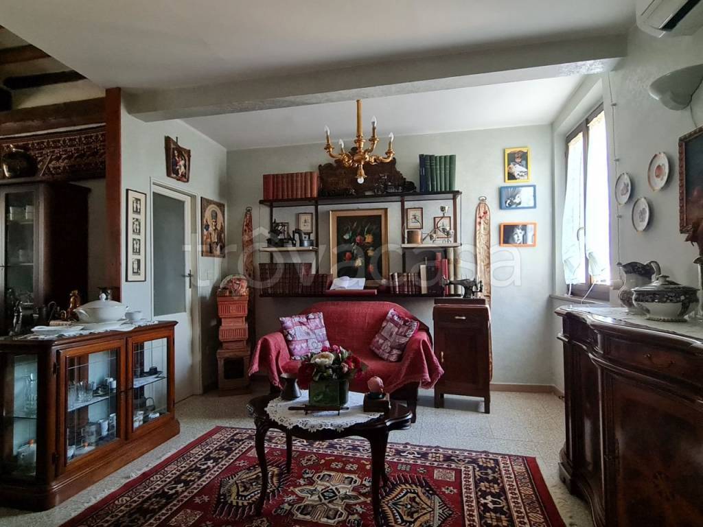 Appartamento in vendita a Jesi via San Marino