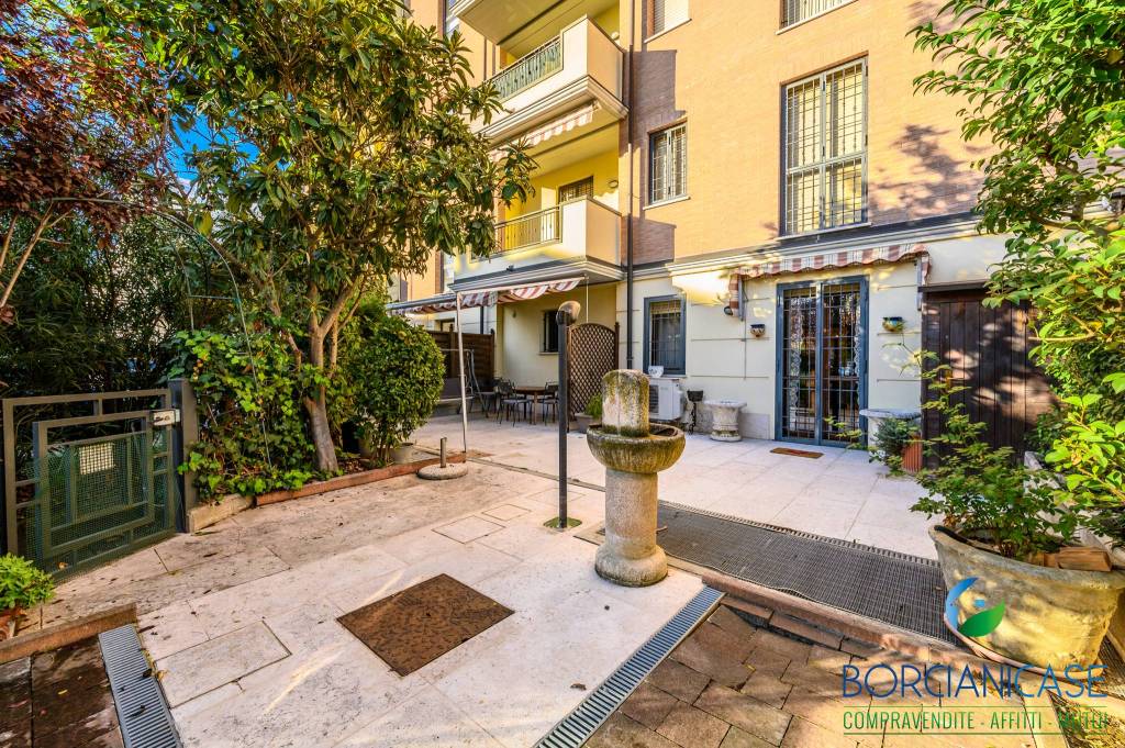 Appartamento in vendita a Modena via Umberto Tirelli, 25