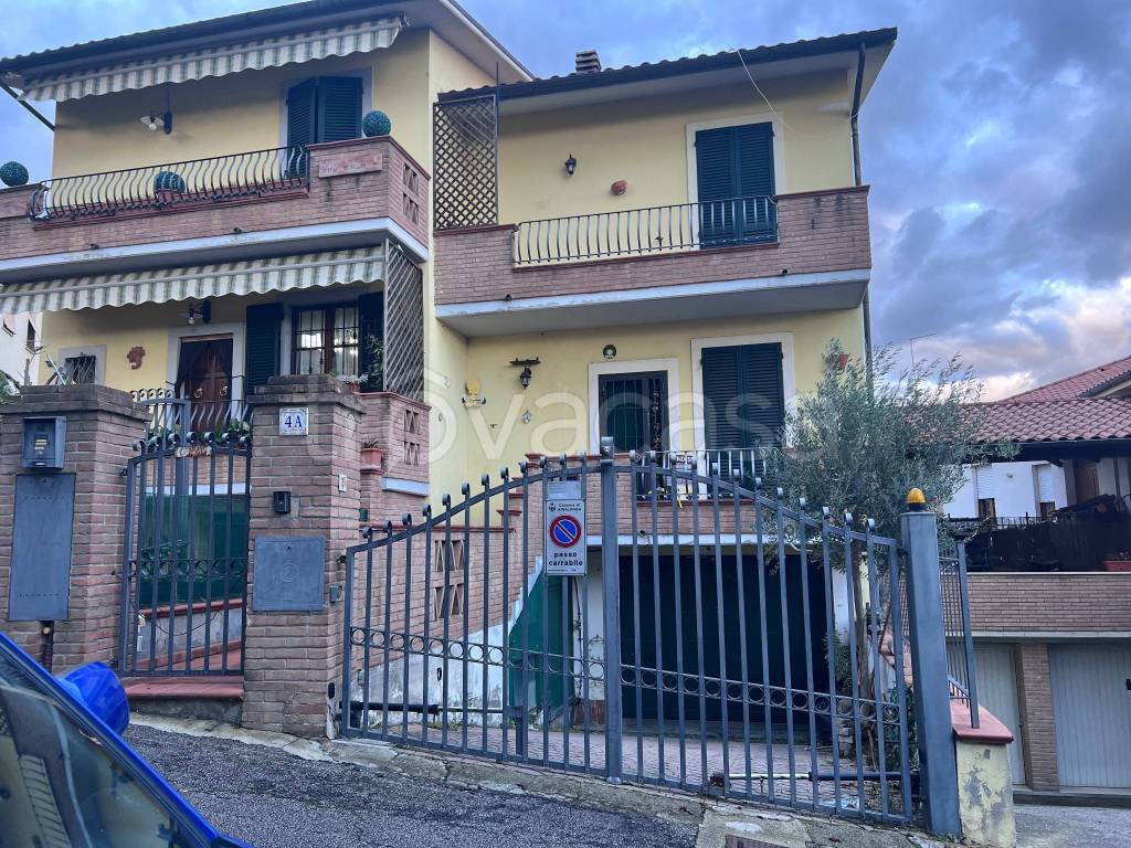 Villa a Schiera in in vendita da privato a Sinalunga via Crocefisso, 4A