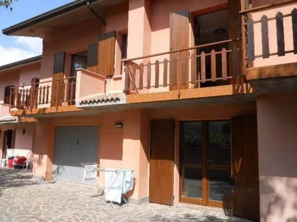 Villa a Schiera in vendita a Santa Sofia località Spinello